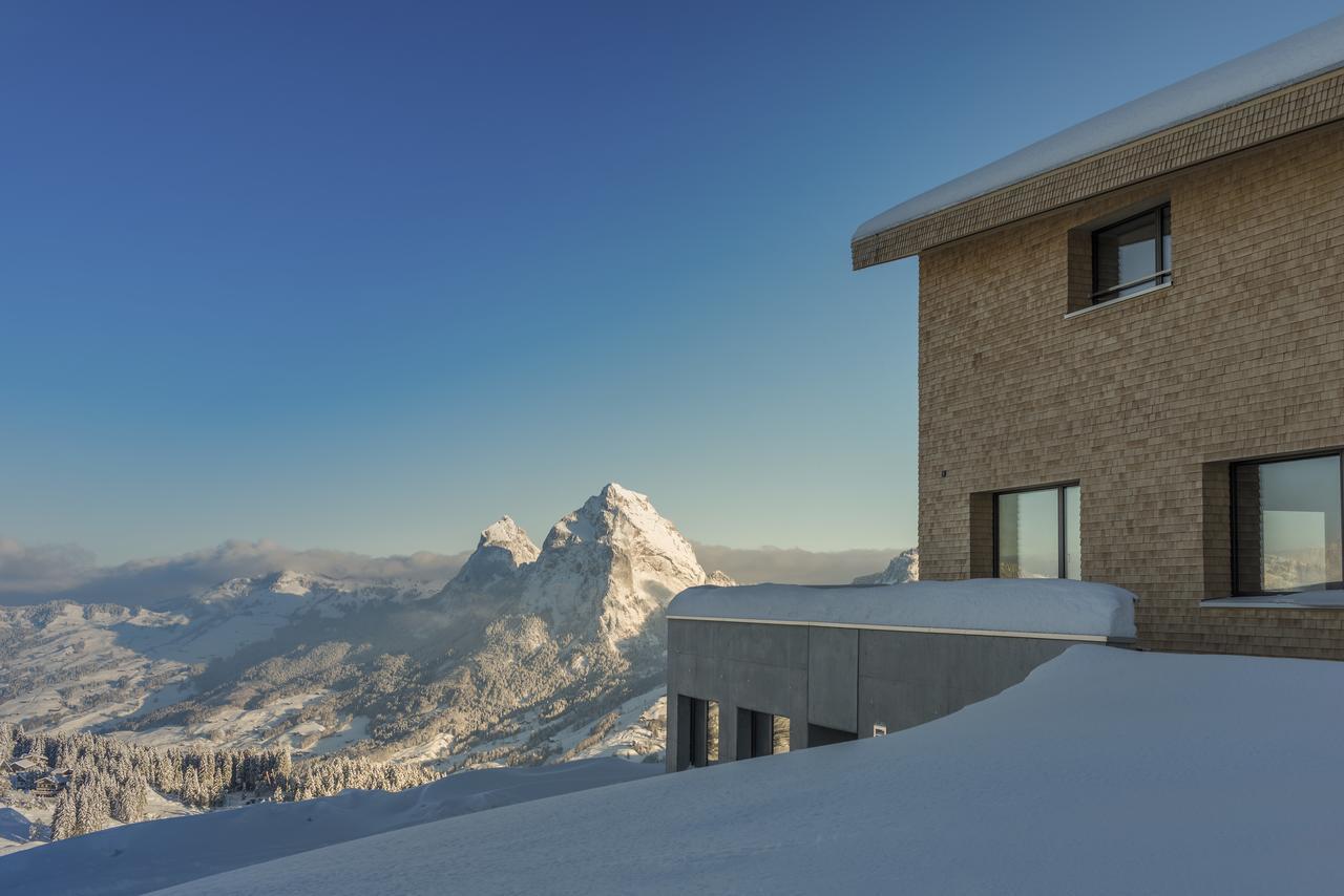 Stoos Huettae Hotel Buitenkant foto